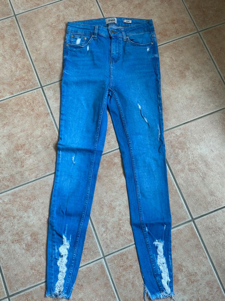 Ripped Jeans in Sulzbach (Saar)