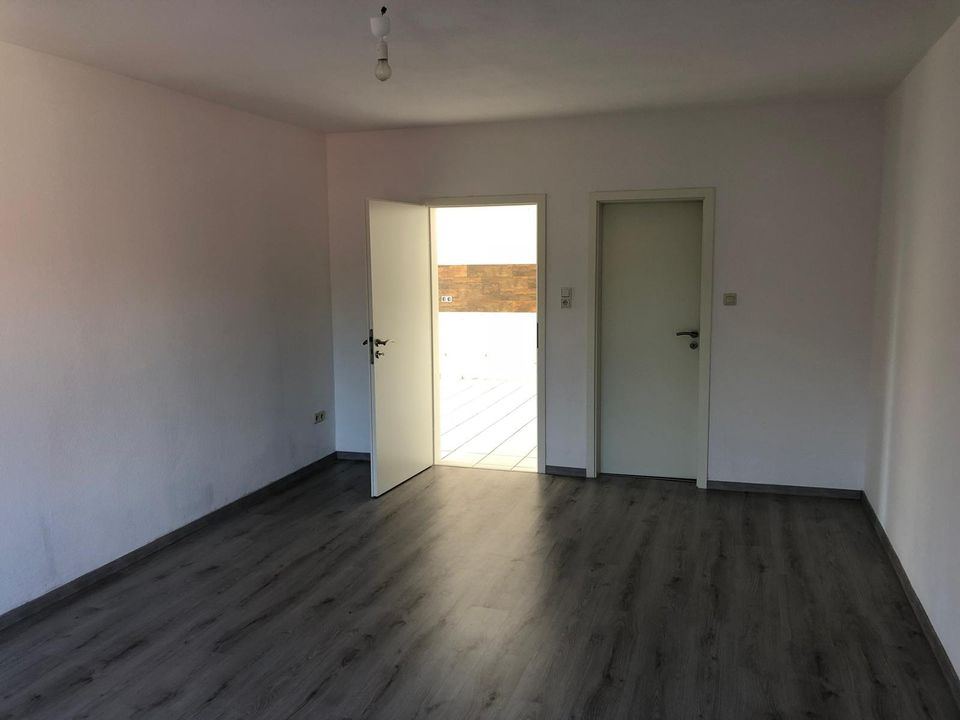 Helle 2-Zimmer-Wohnung mit Garderobe in Erwitte Horn stiftstr 3 in Erwitte