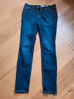 Jeans "Yoko" von Street One, Gr. 27/30 Hessen - Zierenberg Vorschau