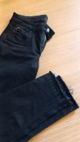 Mac Hose, Jeans schwarz, Fransen, Größe 38 Kr. München - Riemerling Vorschau