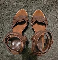 Marc'O Polo Leder Riemchen Pumps, braun, Gr.40 Niedersachsen - Wiefelstede Vorschau