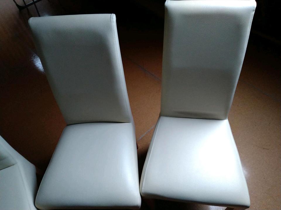 Esszimmerstuhl/ Polsterstuhl *Kunstleder creme *4er SET *wie neu in Lichtenstein