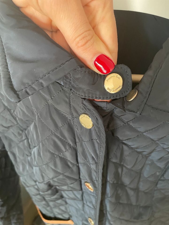 Massimo Dutti Übergangsjacke in marineblau in Stuttgart