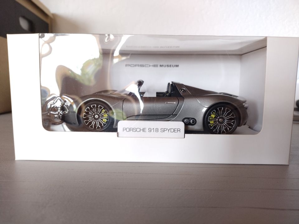 Modell Porsche Hybrid-Studie 918 Spyder in Stockach