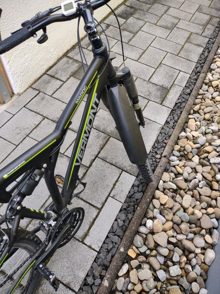 Fahrrad 26" Tacho Mitteldämpfer Madoc Vermont in Riederich