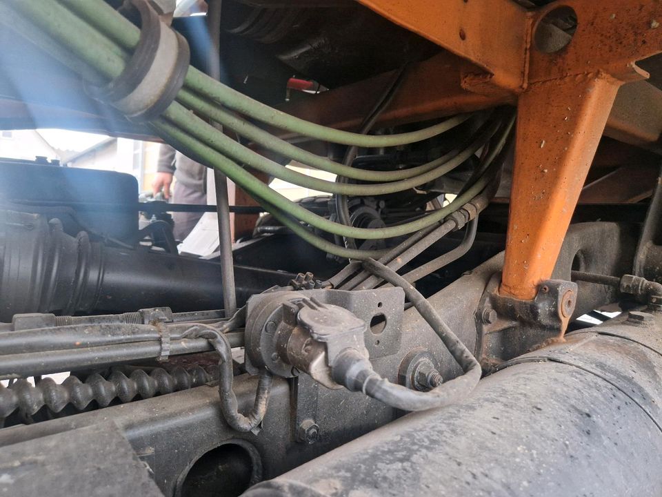 Verkaufe Unimog 406 cabrio schneefräße in Günzburg