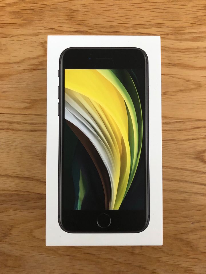 iPhone SE | Black | 64GB in Bissendorf