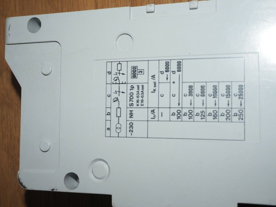 ABB Hauptsicherungsautomat S701 E35 in Schwanstetten