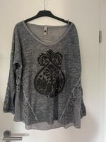 Tredy Langarmshirt grau mit Spitze Gr. 44 Nordrhein-Westfalen - Kerpen Vorschau