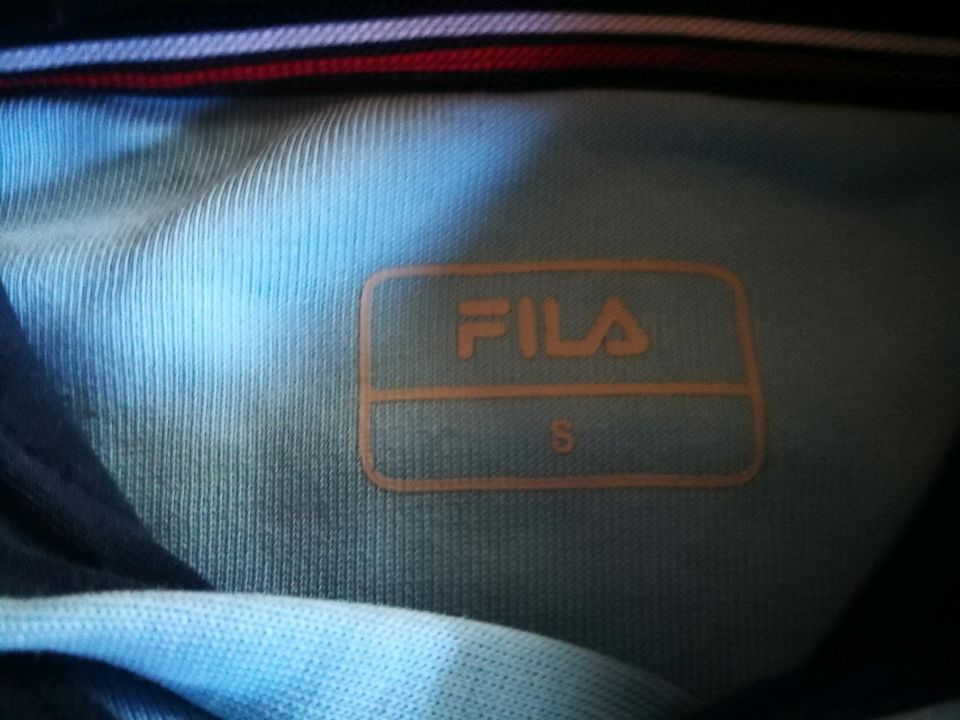 Kapuzenpulli Hoodie Fila Gr. S in Straubing