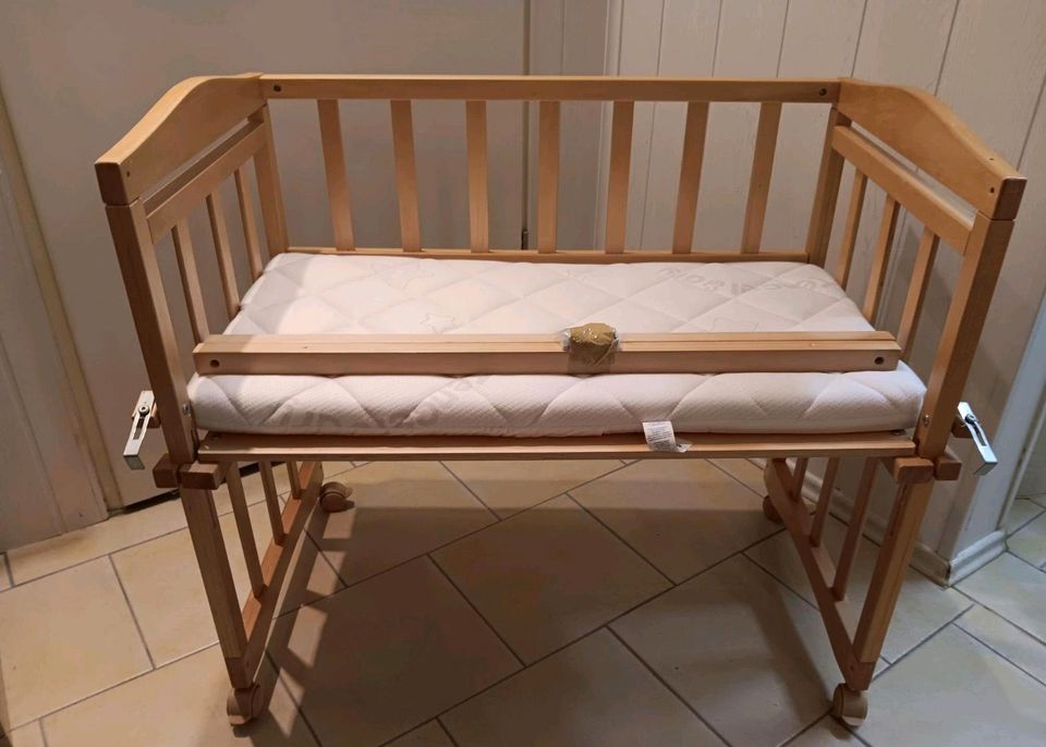 Beistellbett Babybay inkl. Matratze in Coerde