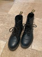 Neuwertige Dr. Martens in Größe 39 Bayern - Glonn Vorschau