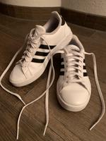 Adidas Sneaker Gr. 39 1/3 Nordrhein-Westfalen - Castrop-Rauxel Vorschau