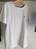 Weißes Tommy Hilfiger Shirt Gr. 128/140 Bayern - Burgbernheim Vorschau