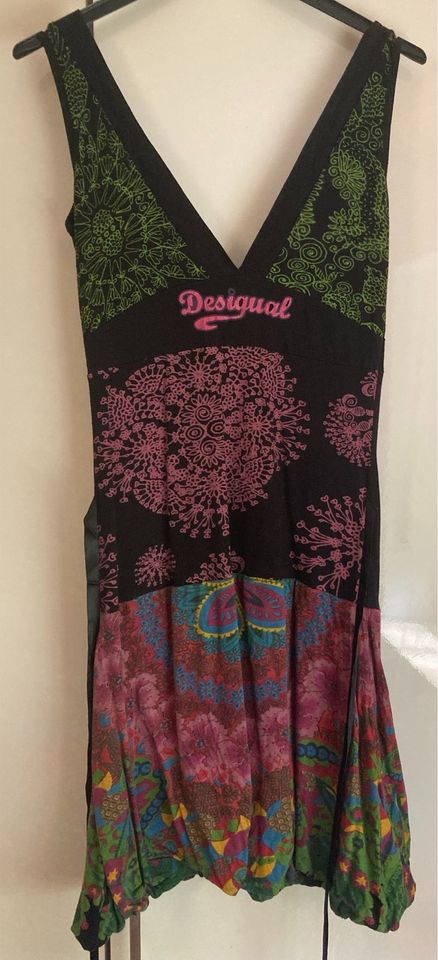 Desigual Kleid schwarz Größe M in München