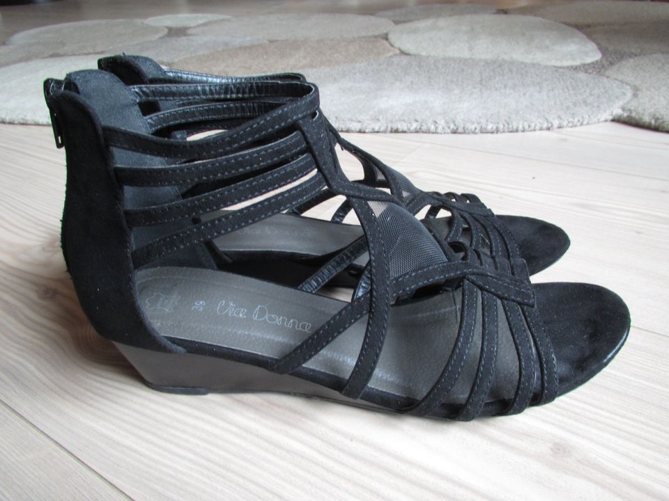 elegante Damen Schuhe Gr. 39 Reißverschluß an der Ferse in Bad Hönningen