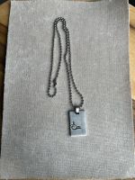 Silberfarbene Halskette mit Anhänger Baden-Württemberg - Malsch Vorschau