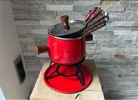 Retro Vintage Fondue Set rot Mid Century 60er Jahre + 16 Spieße Niedersachsen - Großefehn Vorschau