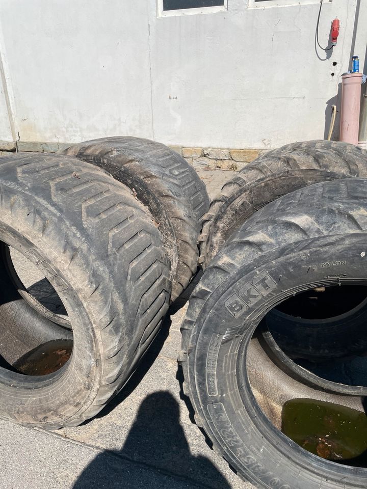 500/45R22,5 Reifen in Erwitte