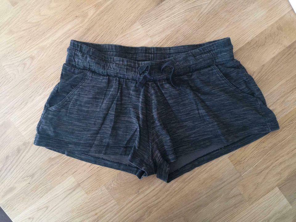 Shorts, kurze Hose, H&M, Gr 170 in Wardenburg