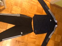 Kinder Trainingsanzug adidas Oberteil blau / Hose schwarz Berlin - Köpenick Vorschau