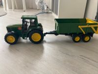 Spielzeug John Deer Traktor mit Anhänger Sachsen-Anhalt - Leitzkau Vorschau