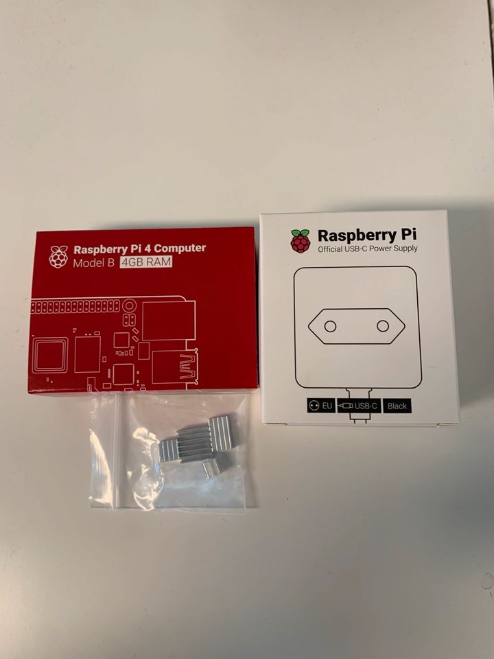 Raspberry Pi 4 Model B 4GB Elementary Kit Set Neu in Bergisch Gladbach