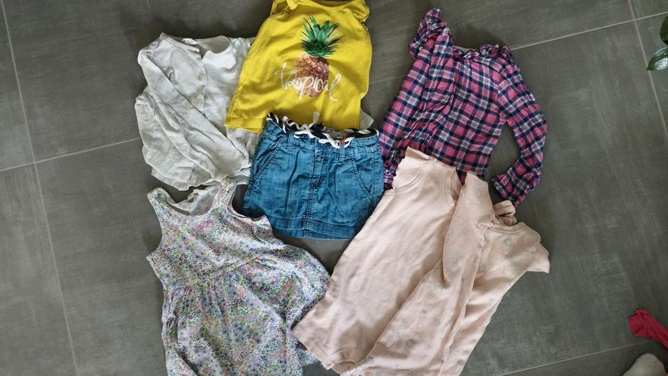 Sommerkleidung Größe 92, Set/Paket, 7 Teile, H&M, name it, lupilu in Neuendettelsau