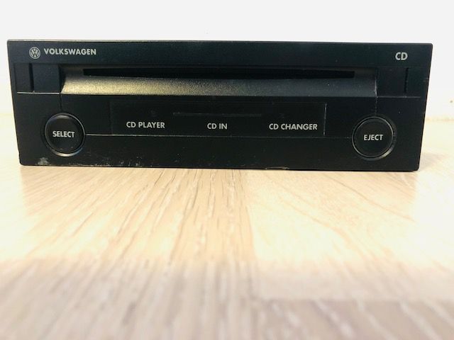 Original Volkswagen CX -DV1371LC Auto CD Player ! Von 2004 ! in Schömberg