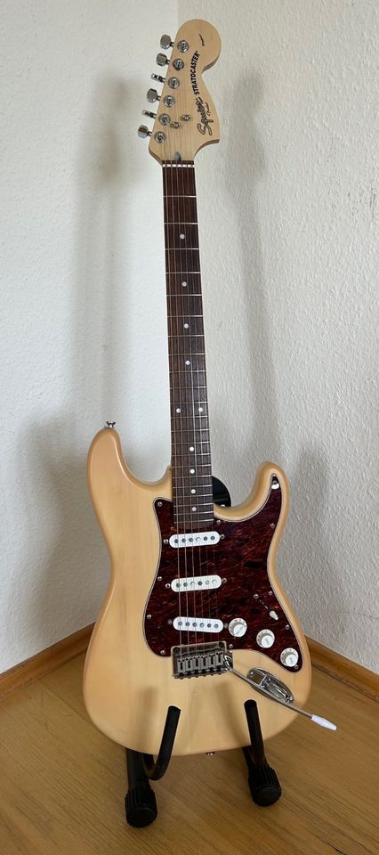 Squier (Fender) Stratocaster 2005 Deluxe *Amber Satin Trans* RAR! in Neuss