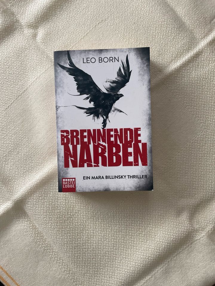 Brennende Narben von Leo Born Thriller in Bad Salzungen