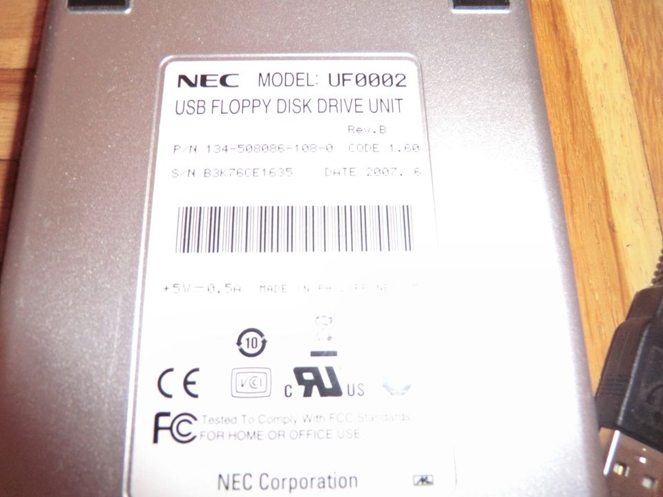 USB Floppy Disk Drive Unit NEC Model:UF0002 - Versand möglich in Hamburg