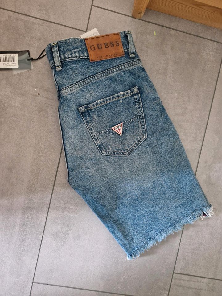 Jeans Shorts Guess .gr xs in Hamburg