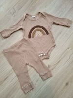 Süßes Baby Set Body Hose 62 68 Regenbogen braun beige Shein Sachsen-Anhalt - Wettin-Löbejün Vorschau