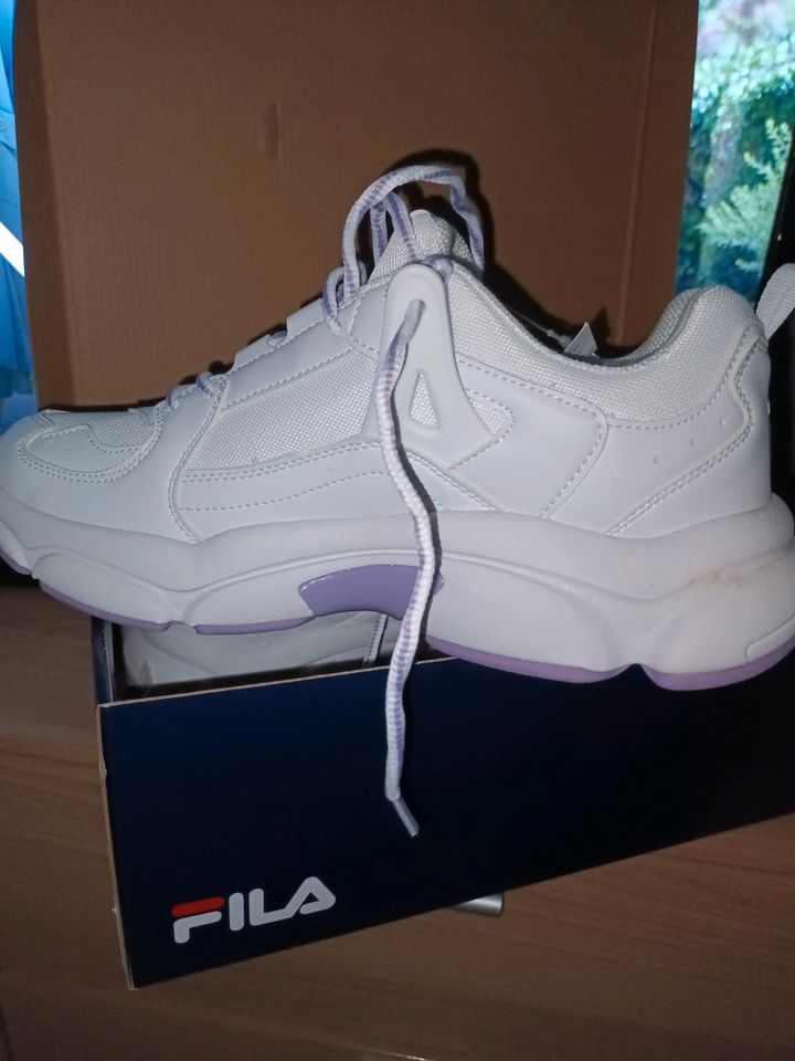 Sneaker Turnschuhe von Fila gr 42 in Rheurdt