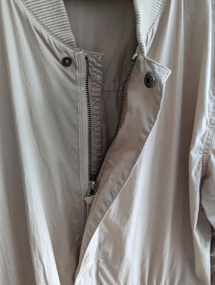 Liebeskind Jacke/Mantel Beige Gr. L in Pfinztal