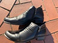 Stiefeletten Slipper von Caprice Gr. 39 Damen Schuh Pumps Sachsen - Gröditz Vorschau