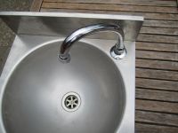 Handwaschbecken mit Kniebedienung Niedersachsen - Schwülper Vorschau