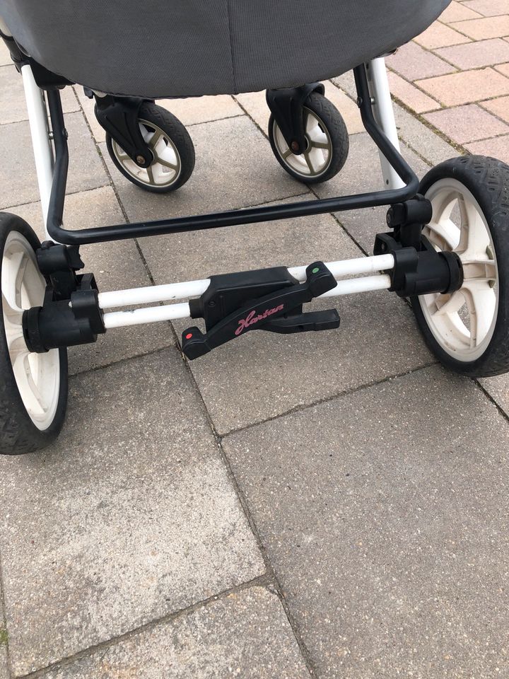 Hartan Kinderwagen mit Adapter Maxi-Cosi, Wanne und Sonnenschirm in Graben-Neudorf