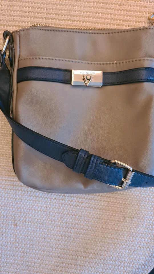 Valentino Umhängetasche Crossbody Bag Schultertasche Tasche in München