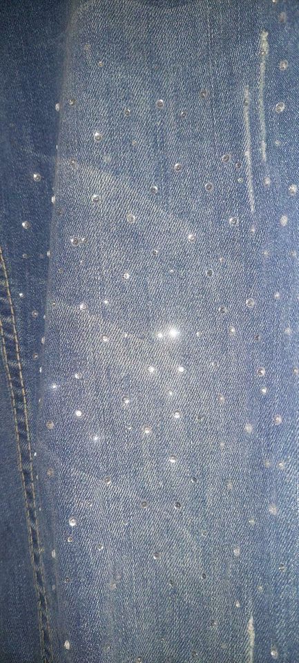 Top Strass Jeans Stretch 34 36 TOP used look Mittel blau in Karlsruhe