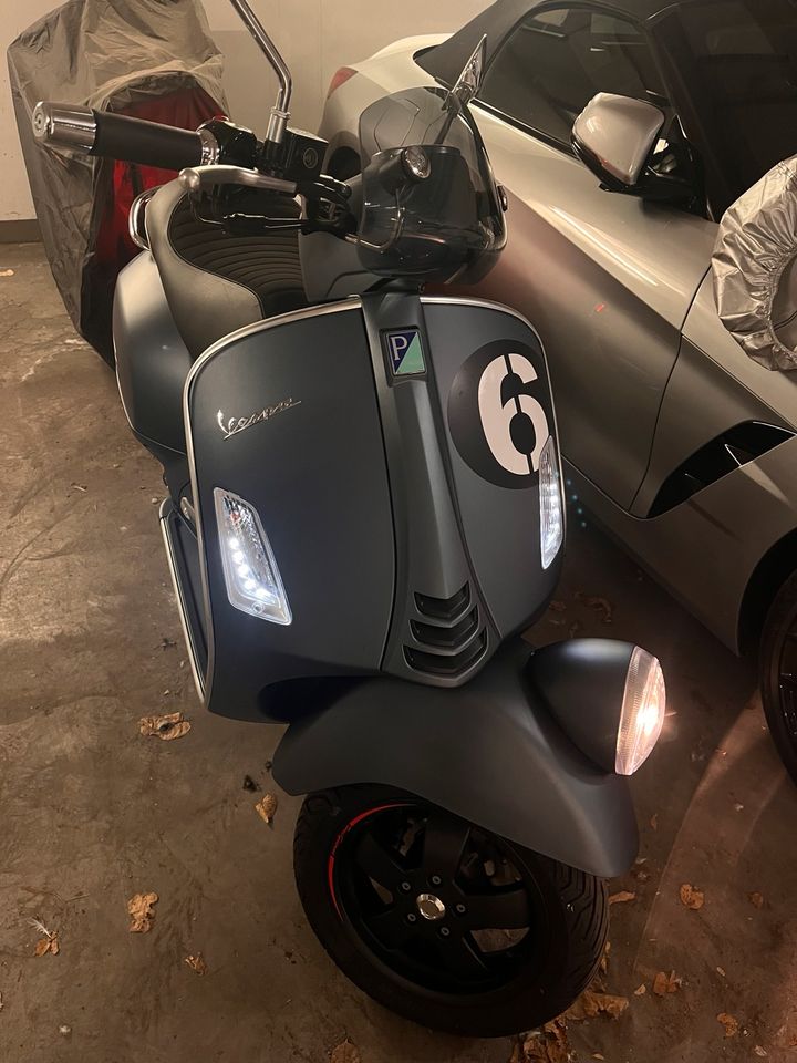 Vespa SEI GIORNI II 300 - Sonderedition mit Rennauspuff in Berlin