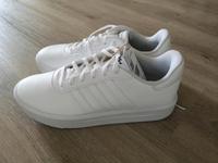 Adidas Sneaker Sportschuh Größe 40 neu Baden-Württemberg - Ebersbach an der Fils Vorschau
