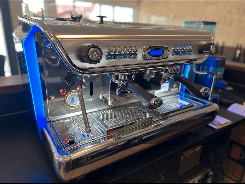 Neu BFC Monza Siebträger Espressomaschine Kaffeemaschine Café in Frankfurt am Main