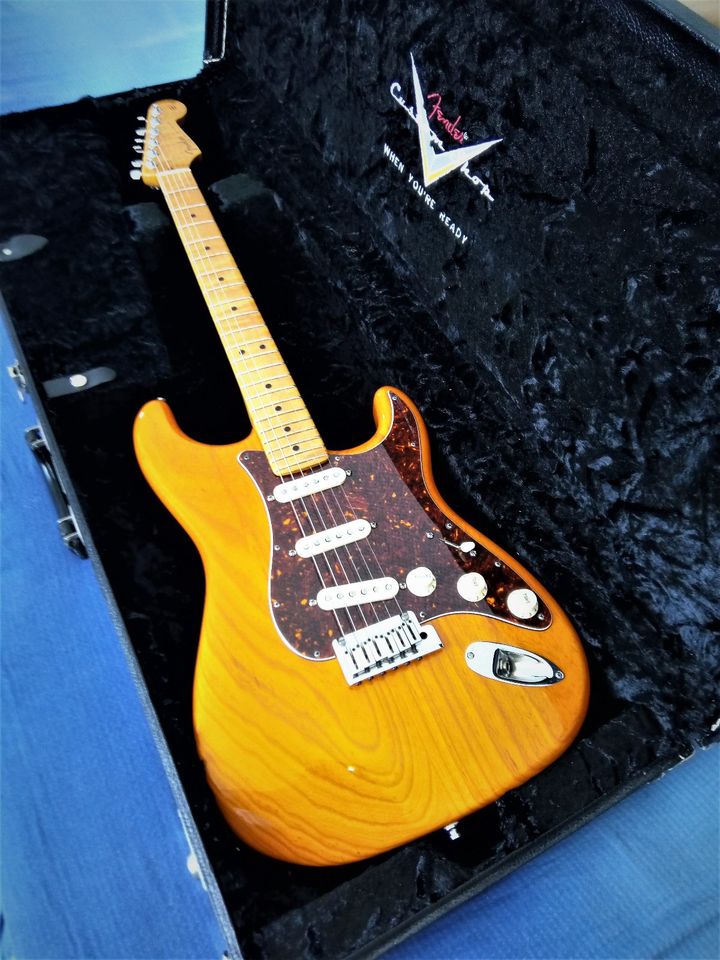 Fender Custom Shop Stratocaster, sunset orange, Ash, dlx in Korschenbroich