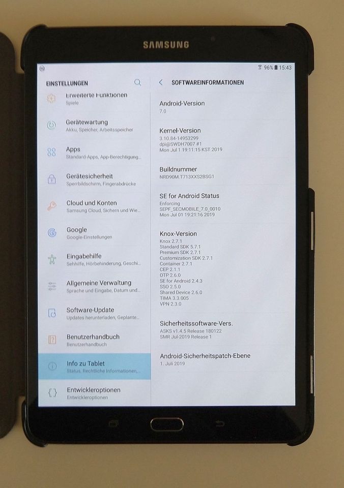 Samsung Galaxy Tab S2 8.0 Wi-Fi (SM-T 713) inkl. Hülle in Hamburg