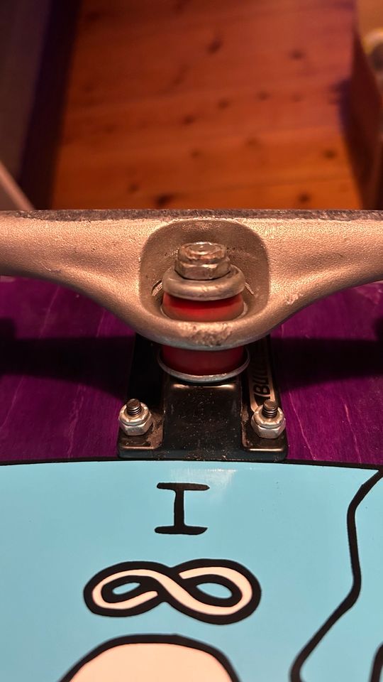 Skate Board mit neuem Radio Deck (8. 125) in Berlin