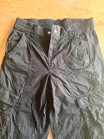 H&M DIVIDED Schwarze Cargohose Größe 32 Rheinland-Pfalz - Schweich Vorschau