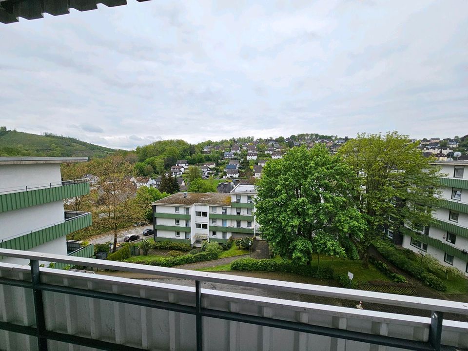 Erstbezug nach Kernsanierung - 2-Zimmer-Wohnung in GM Bernberg in Gummersbach