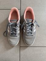 Adidas Damen Sneaker in grau, Gr. 39,5 Hessen - Dieburg Vorschau